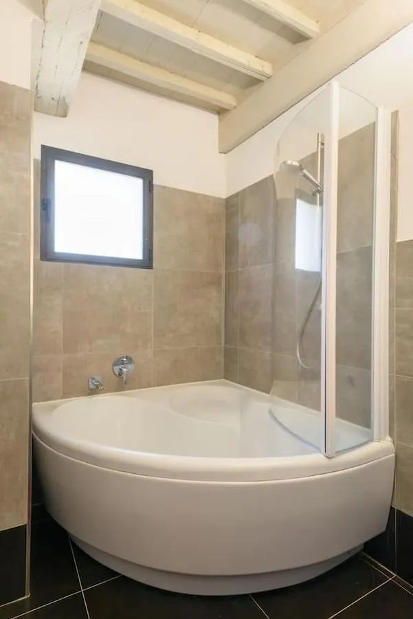 Holiday home Charming House In Trequanda With Shared Pool Villa Italy